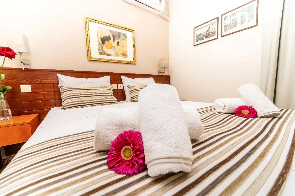 Double or Twin STANDARD Room, Philoxenia, Crete