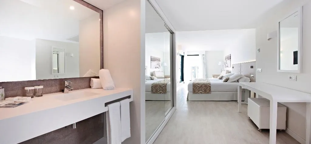 DOUBLE SINGLE USE STANDARD Room, Iberostar Waves Cala Millor, Majorca