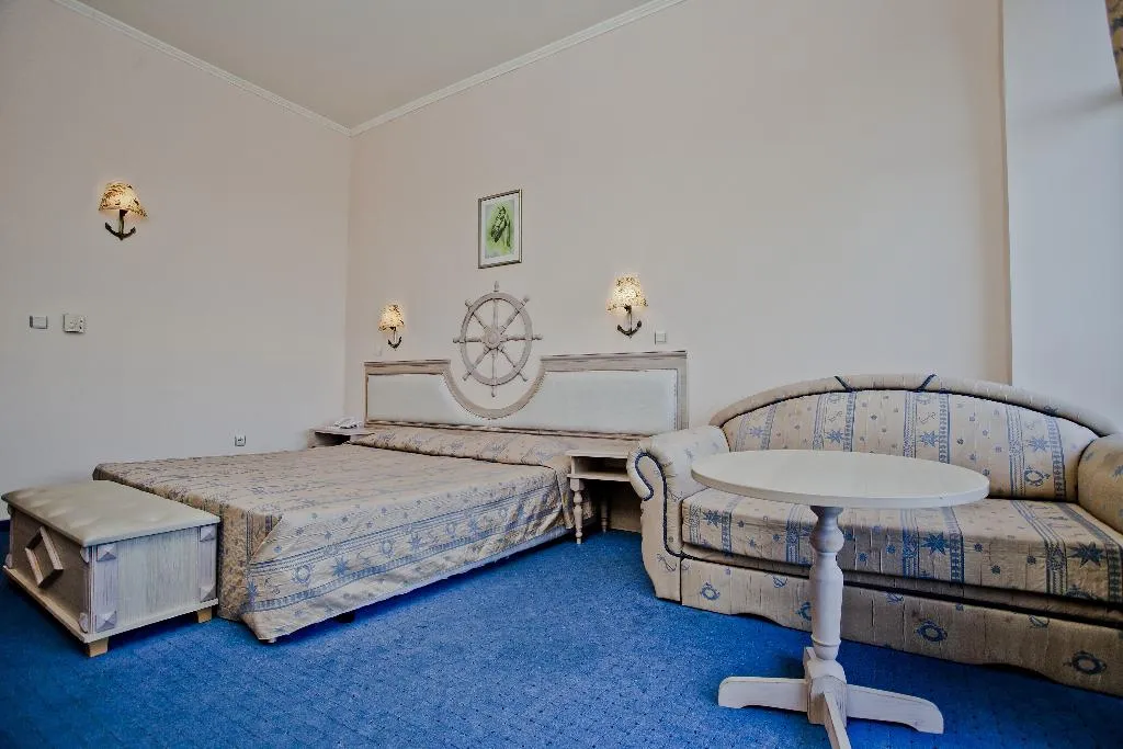 DOUBLE SEA VIEW Room, Royal Park, Bourgas