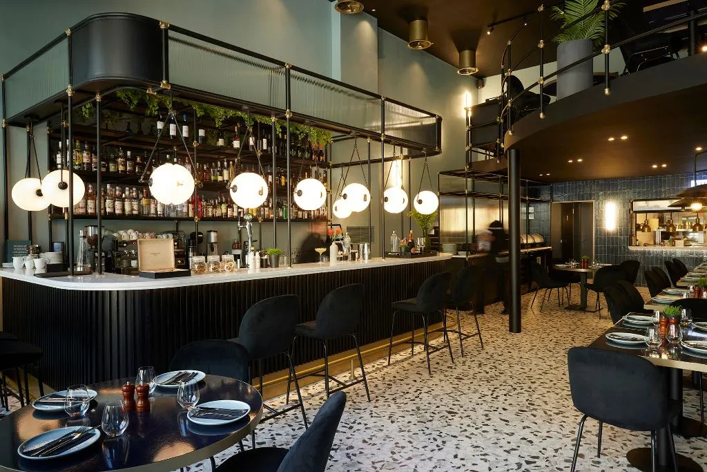 Bar, The Port Square Hotel, Athens