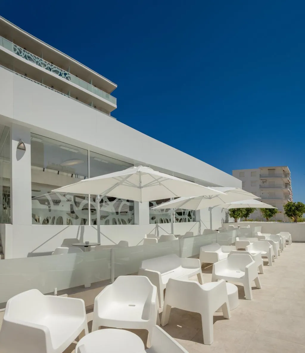 Bar, Villa Luz Family Gourmet and All Exclusive Hotel, Valencia