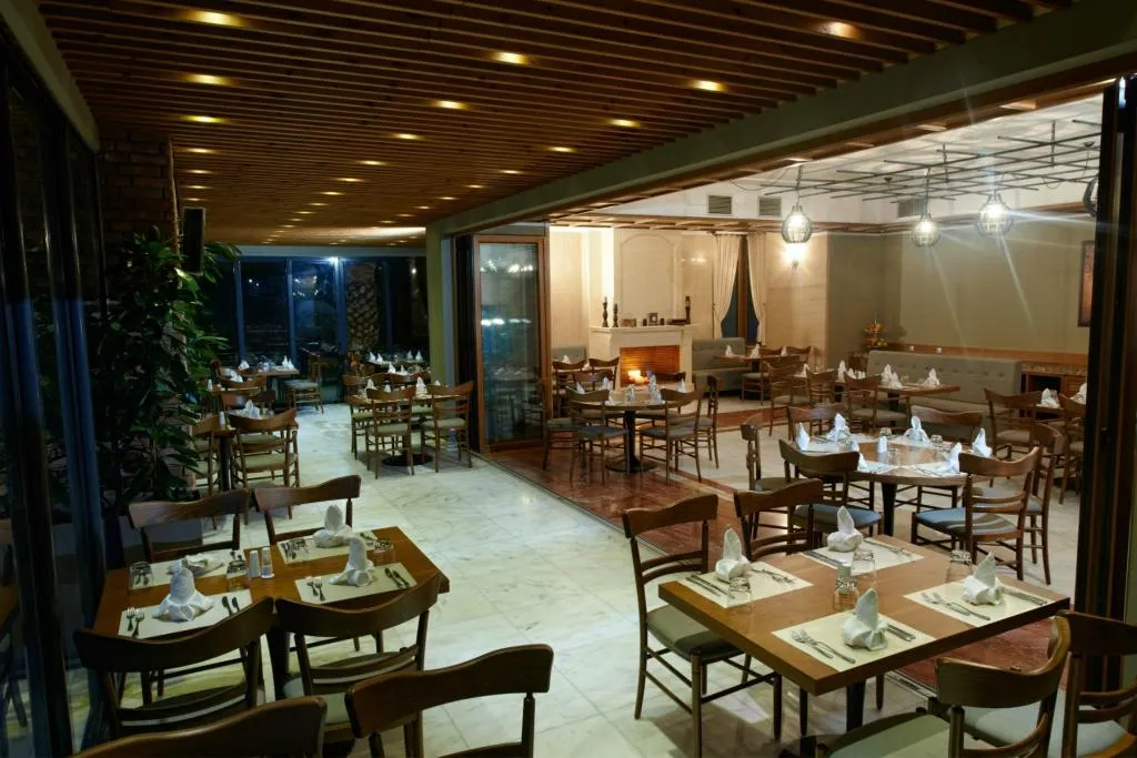 Restaurant, Royal Hotel Thessaloniki, Halkidiki