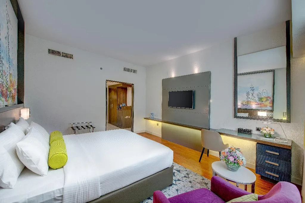 DOUBLE EXECUTIVE Room, Howard Johnson Plaza by Wyndham Dubai Deira, Dubai