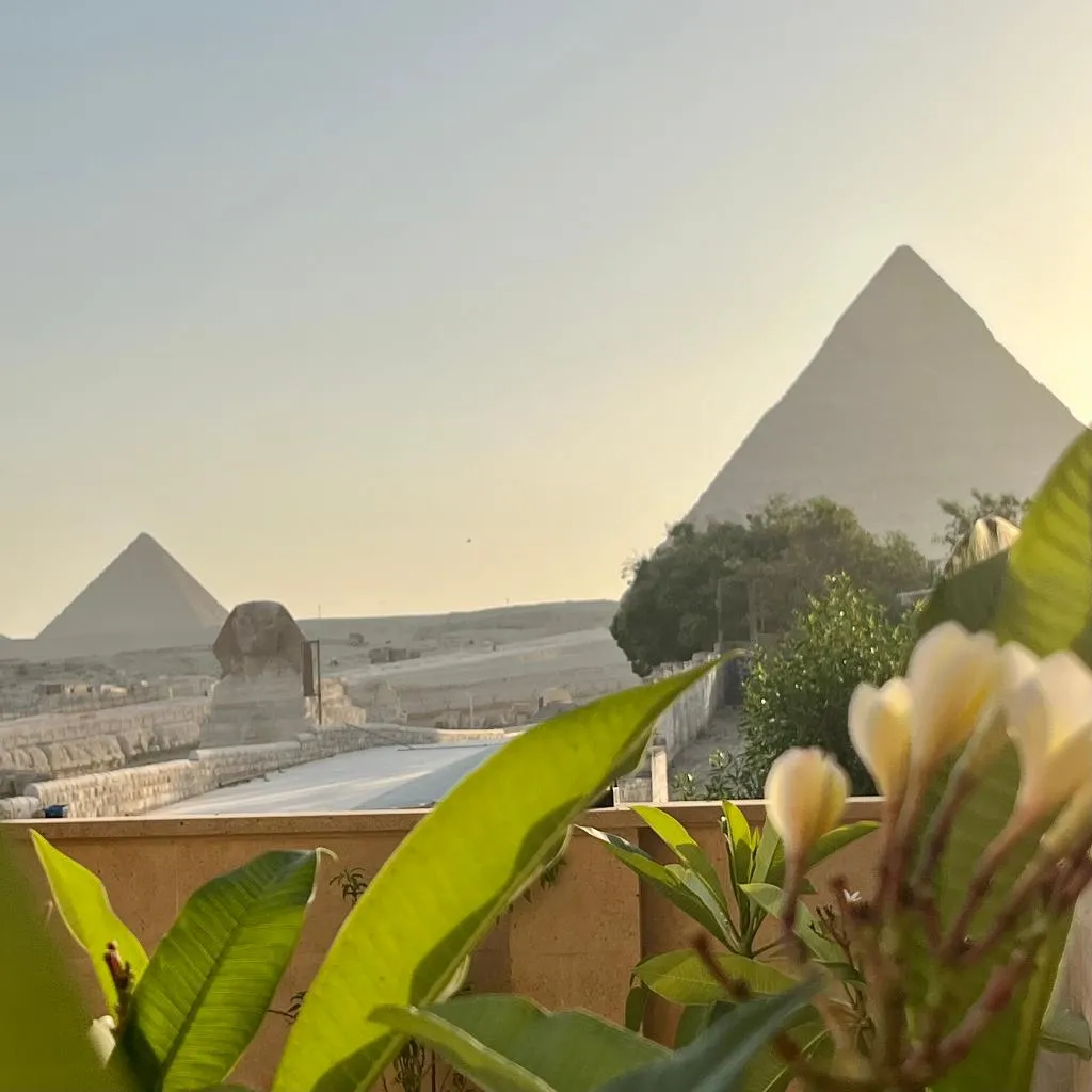 SUITE TWO BEDROOMS ONE BATHROOM Room, The Gate Hotel Front Pyramids & Sphinx View Hotel, Cairo
