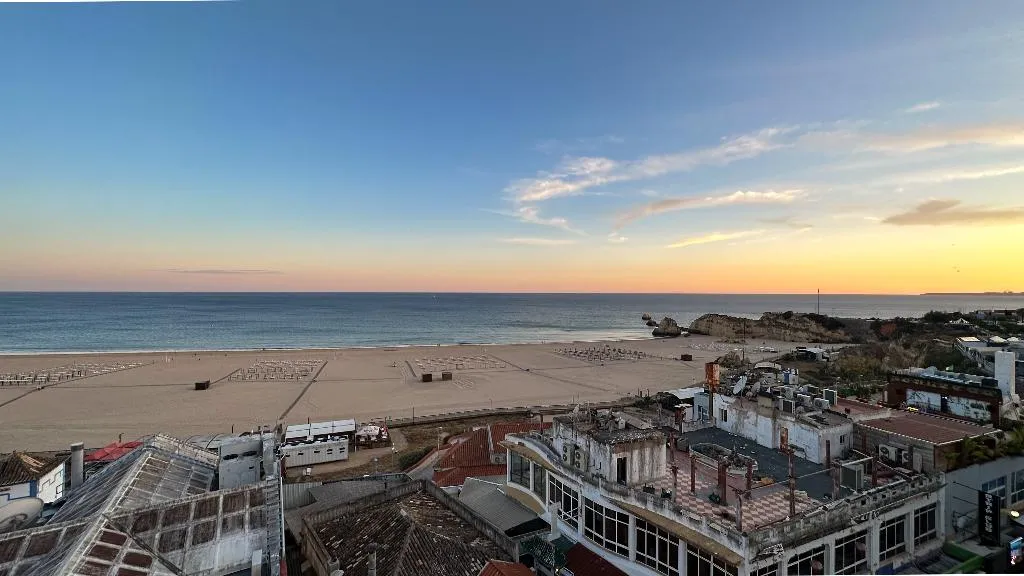 TRIPLE SUPERIOR SEA VIEW Room, Avenida Praia, Algarve
