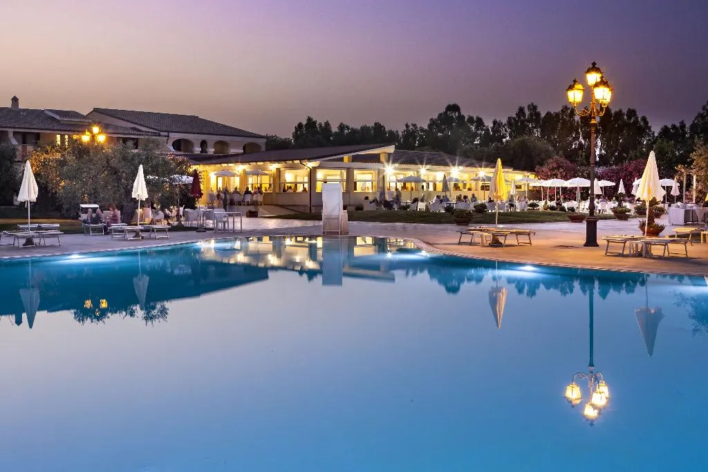 Pool, Sentido Orosei Beach, Olbia