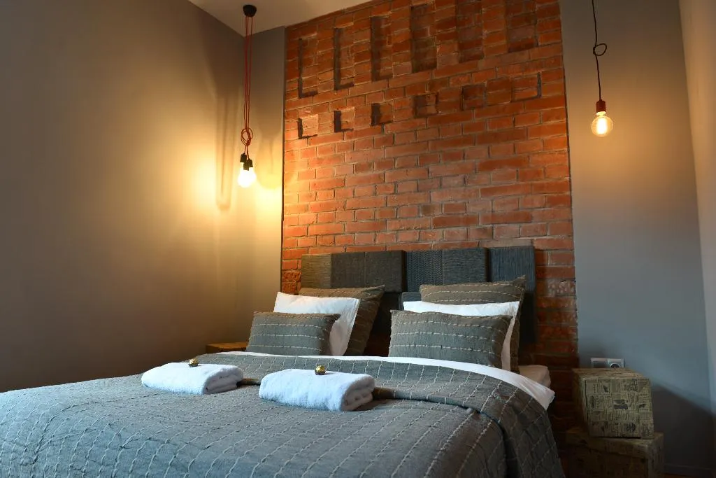 APARTMENT TWO BEDROOMS TWO BATHROOMS Room, La Gioia Grey Stylish Apartments, Krakow