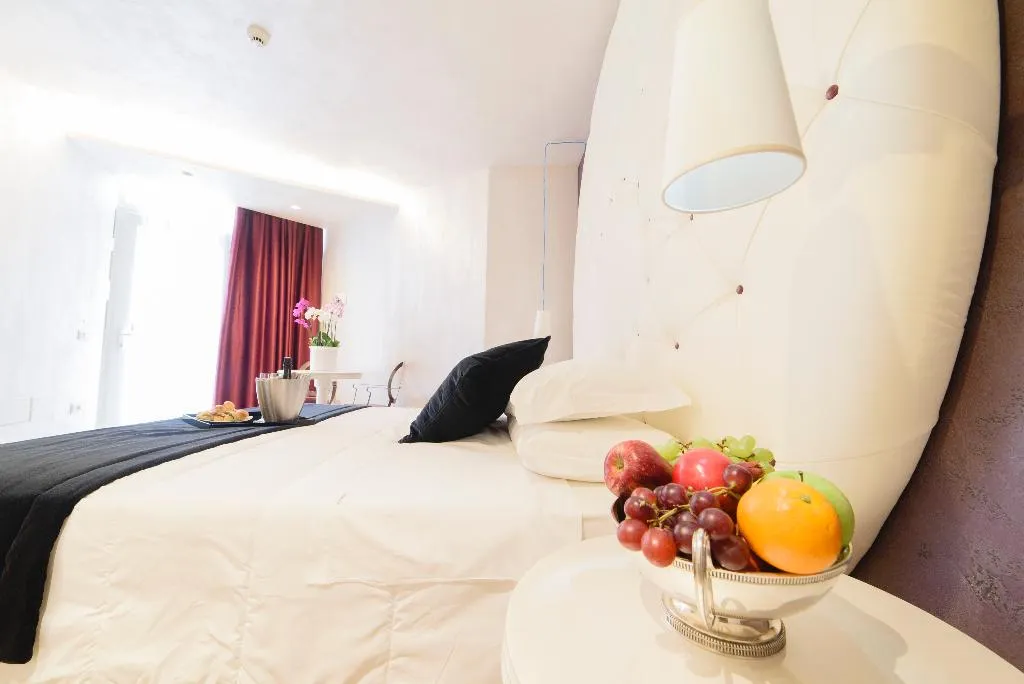 JUNIOR SUITE DELUXE Room, Vespasiano, Rome