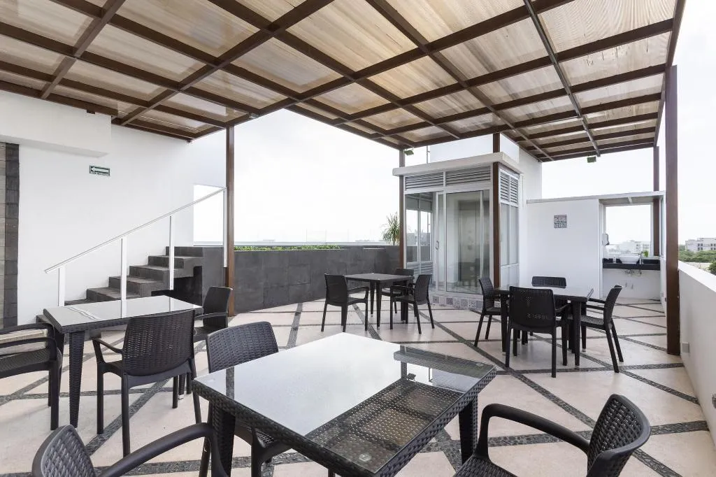 Terrace, BFH ATTRACTION Deluxe Hotel, Centro Playa del Carm, Playa Del Carmen