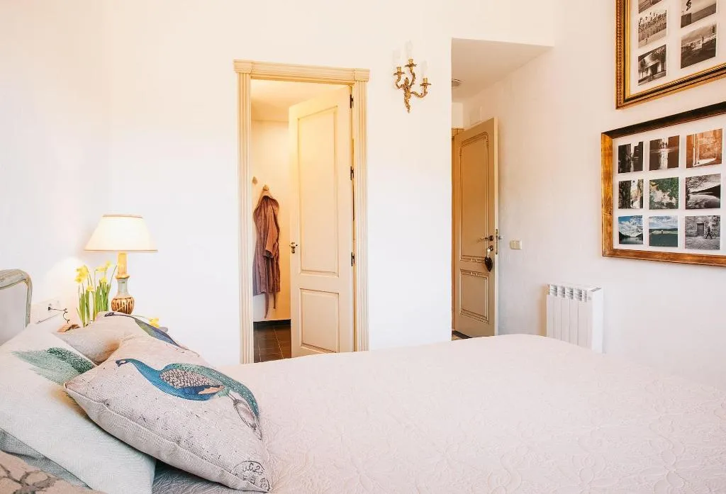 Room, Vila Caelus Masia Boutique, Barcelona
