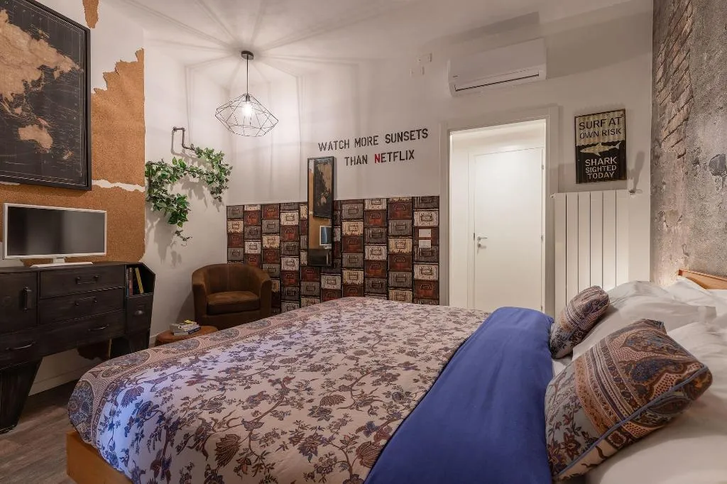 Room, Code Rooms, Florence