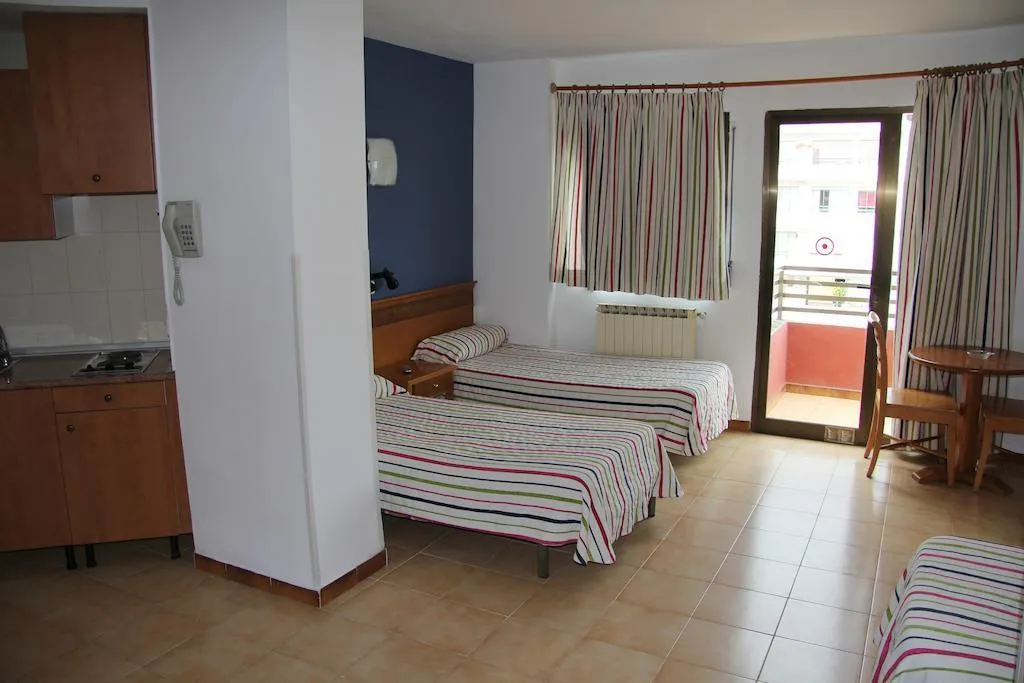 Room, Gomila Park, Majorca