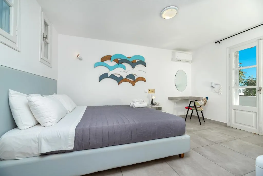 SUITE GRAND Room, Maistros Village, Santorini