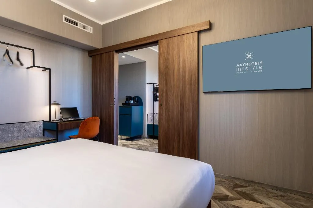 JUNIOR SUITE STANDARD Room, AXYHOTELS InnStyle Milano, Milan