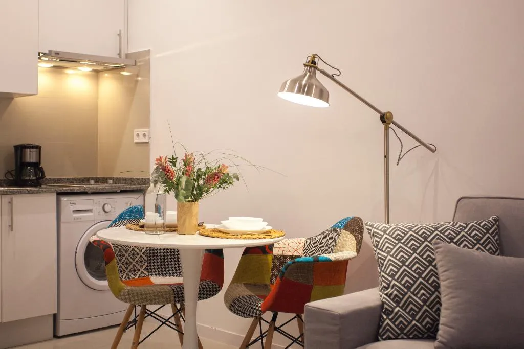 APARTMENT CLASSIC ONE BEDROOM Room, Gran Central Suites, Madrid