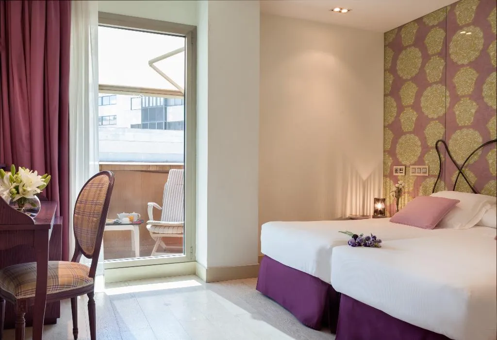 DOUBLE SUPERIOR Room, Inhala Hotel Garden, Madrid