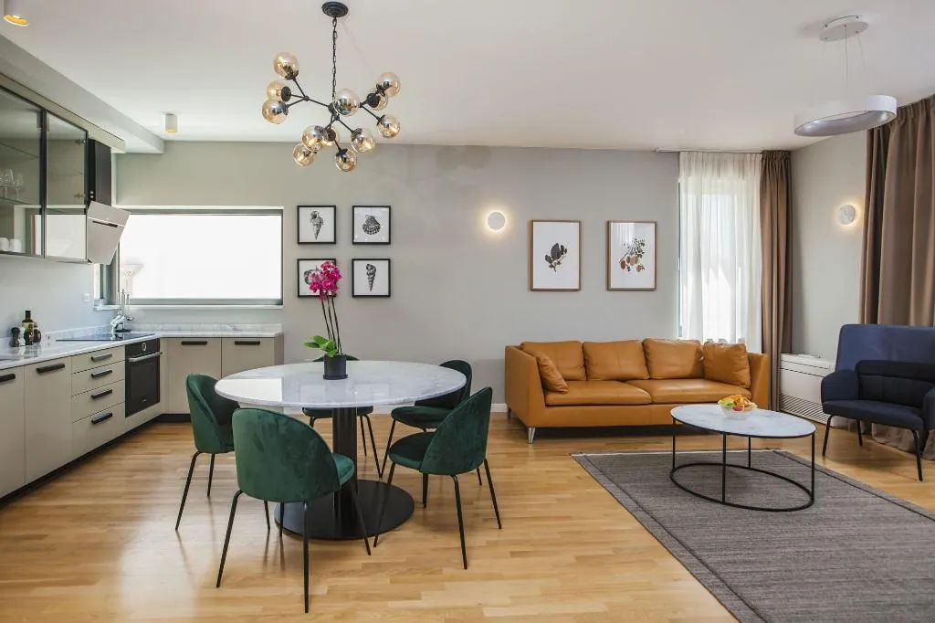 Room, Armerun Heritage Hotel & Residences, Split