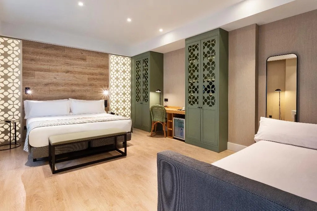 DOUBLE SINGLE USE PREMIUM Room, Catalonia Santa Justa, Seville