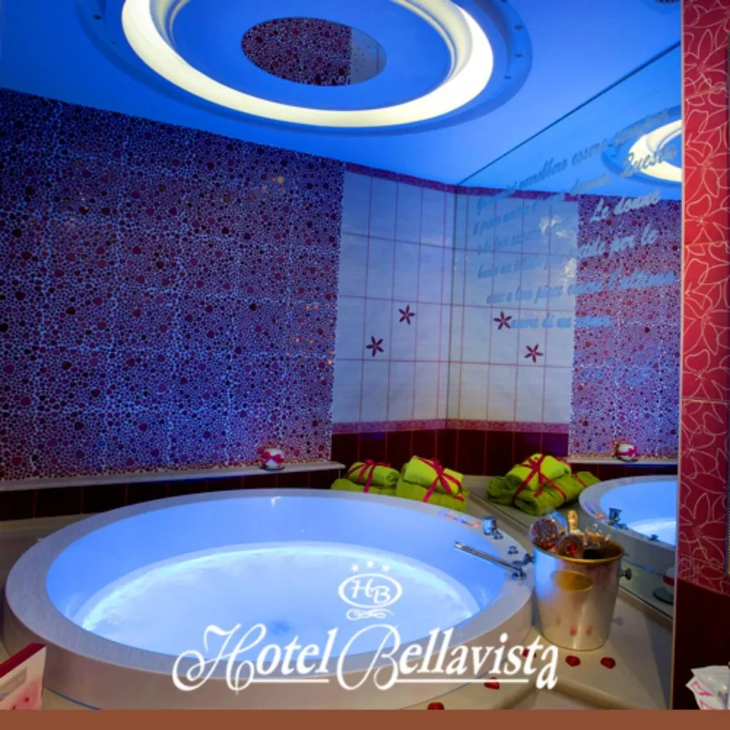 Room, Bellavista, Naples