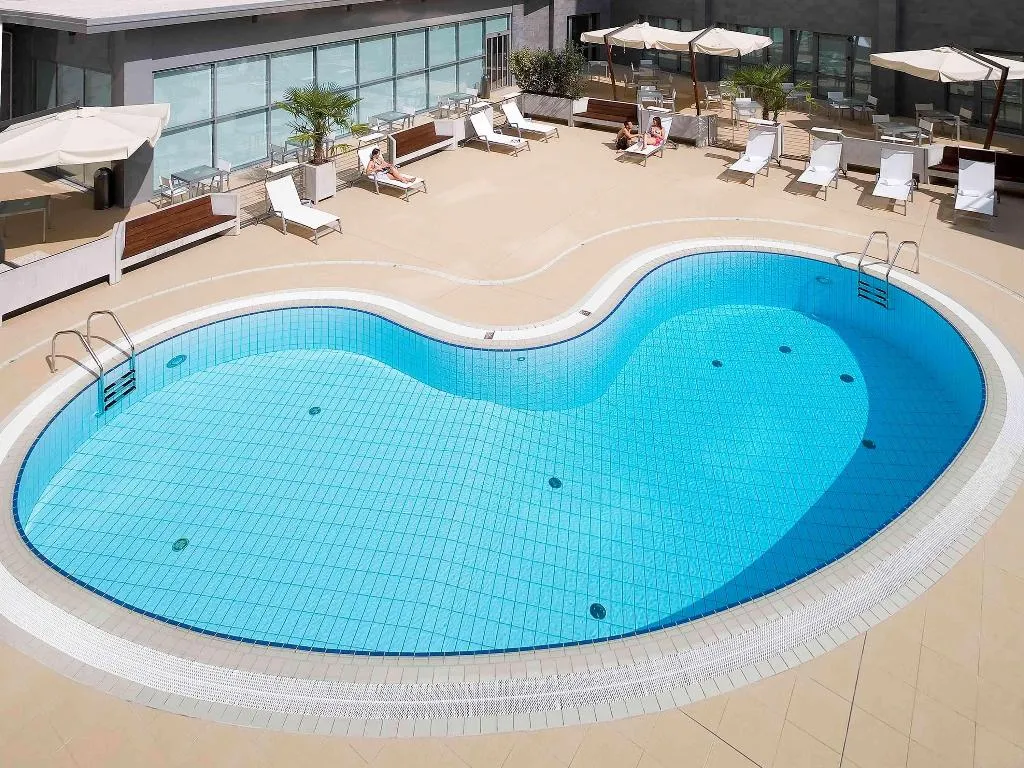 Pool, Novotel Milan Malpensa Airport, Milan