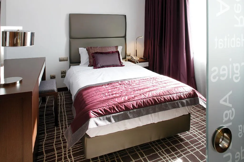 SINGLE STANDARD Room, Neya Lisboa Hotel, Lisbon