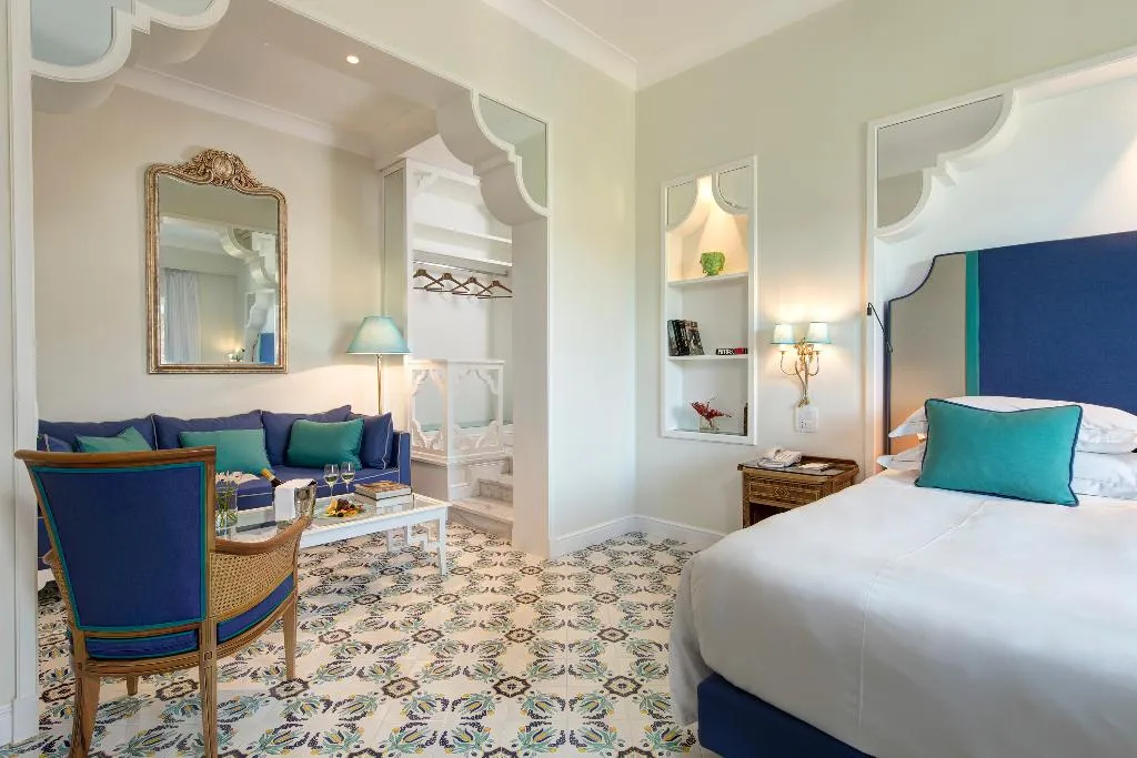 SUITE COMFORT Room, Grand Hotel Ambasciatori, Naples