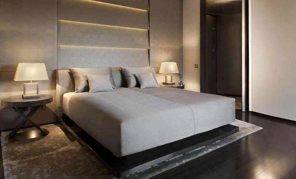 Room, Armani Hotel Milano, Milan