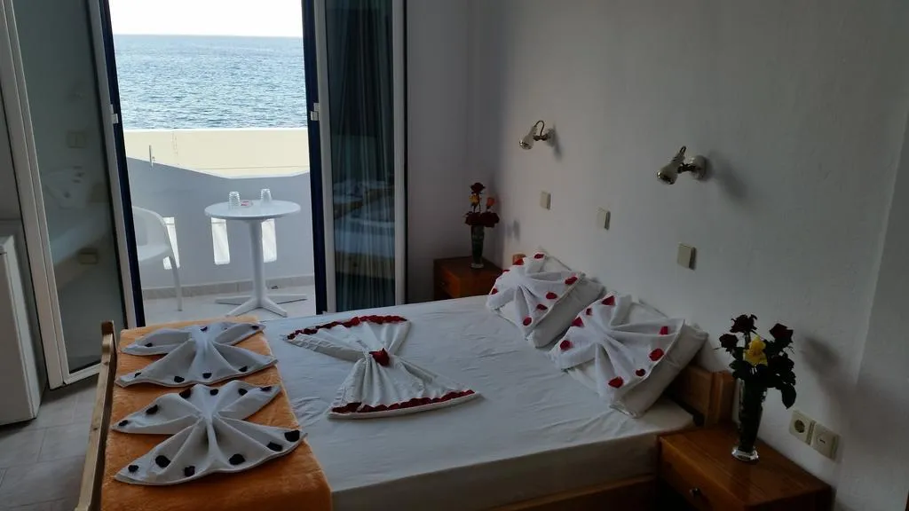 Room, Tarra, Crete