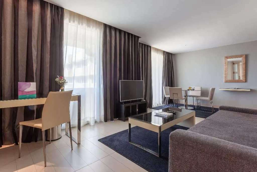 Room, The Level At Meliá Sevilla, Seville