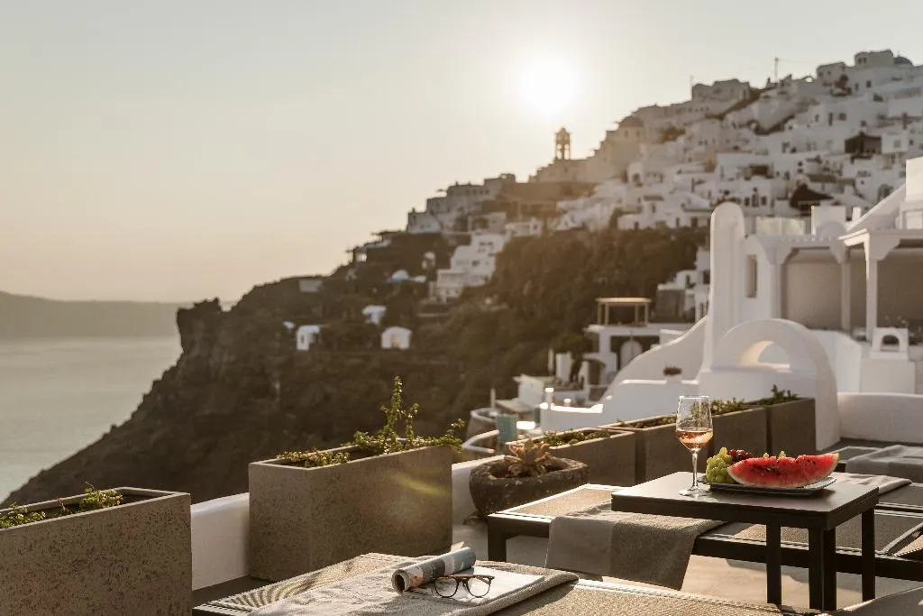 General view, Aqua Luxury Suites, Santorini