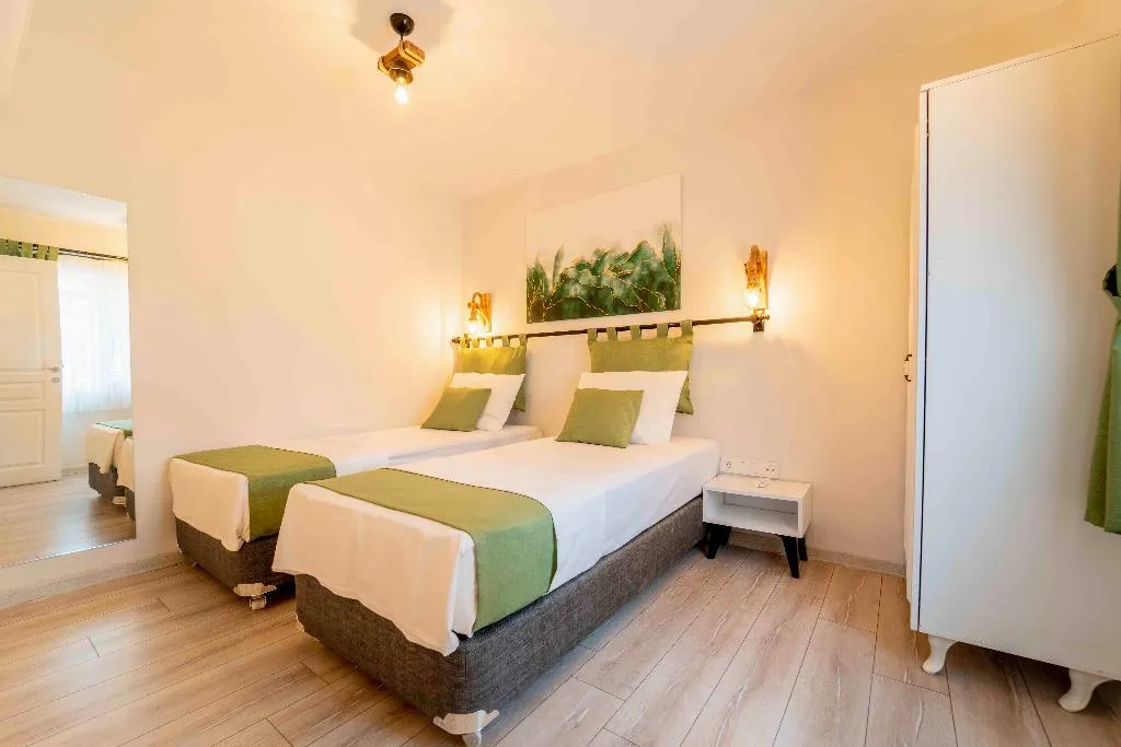 TRIPLE DELUXE Room, Kamkat Hotel, Antalya