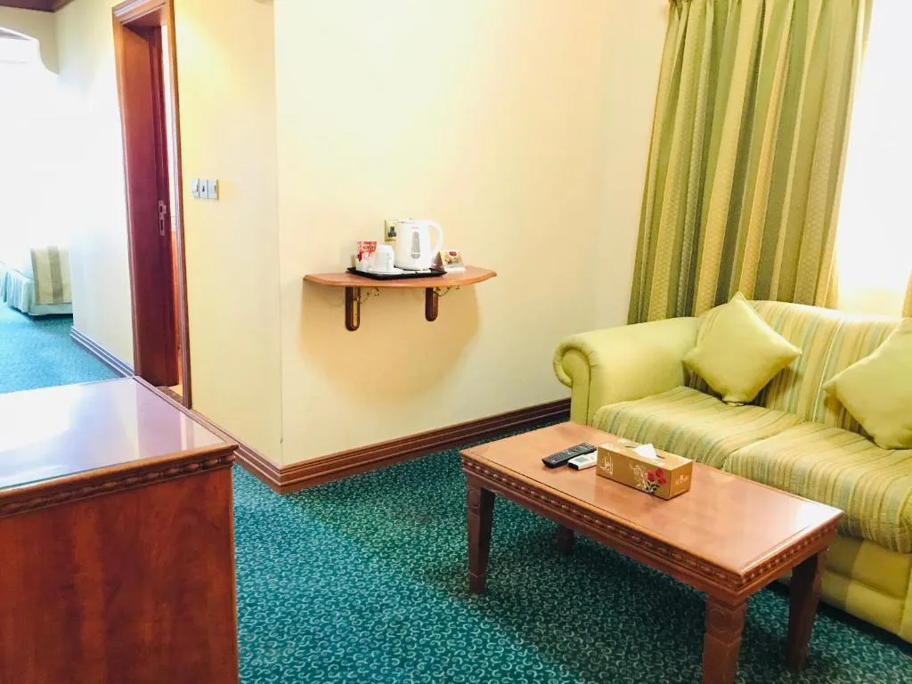 Double or Twin EXECUTIVE Room, Riviera Hotel Dubai, Dubai