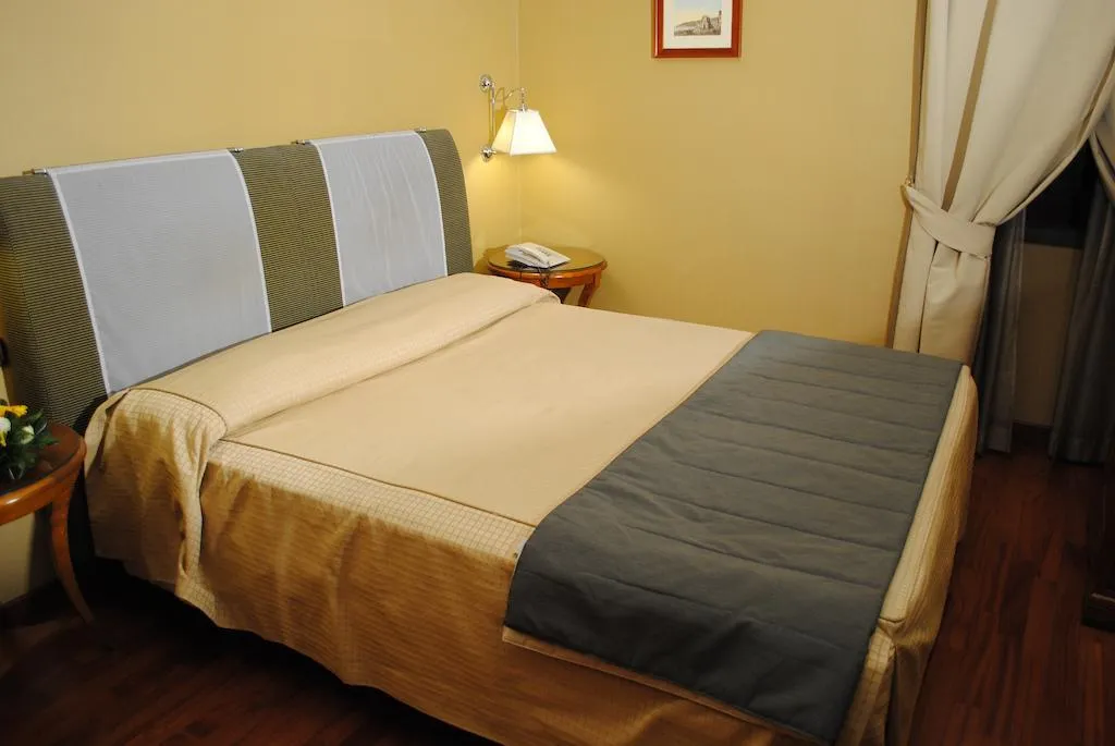 QUADRUPLE STANDARD Room, Palazzo Turchini, Naples