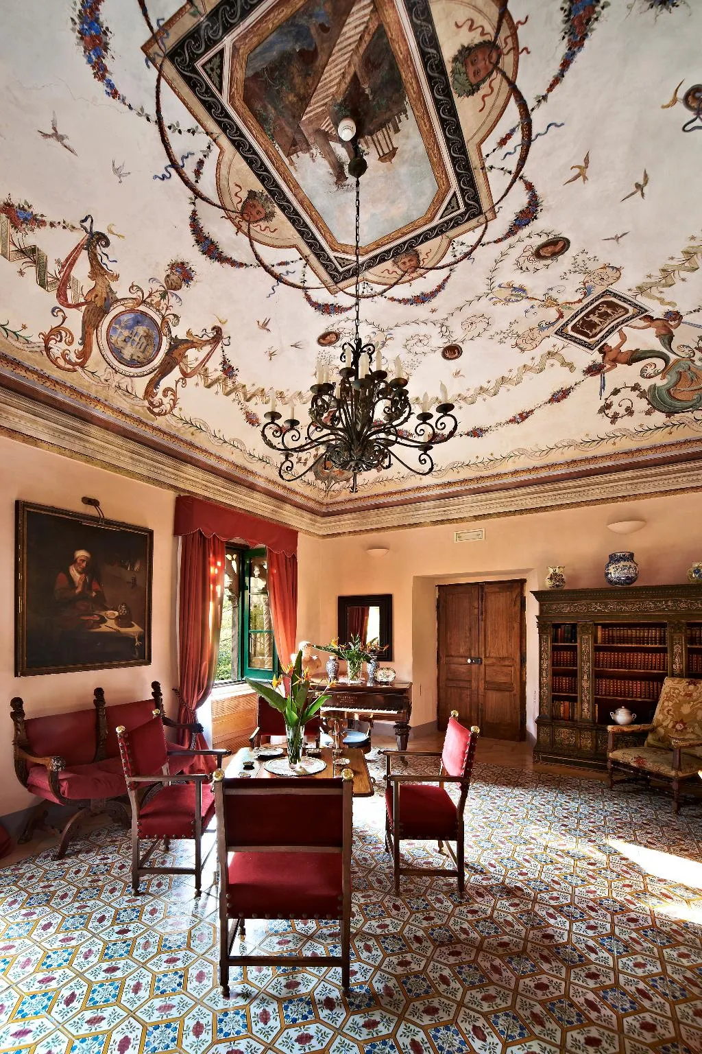 Lobby, Villa Cimbrone, Naples