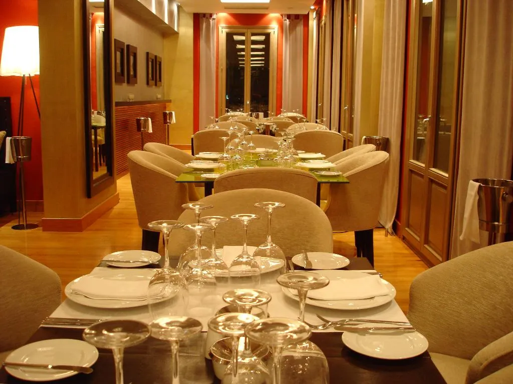 Restaurant, GDM Megaron,Historical Monument Hotel, Crete