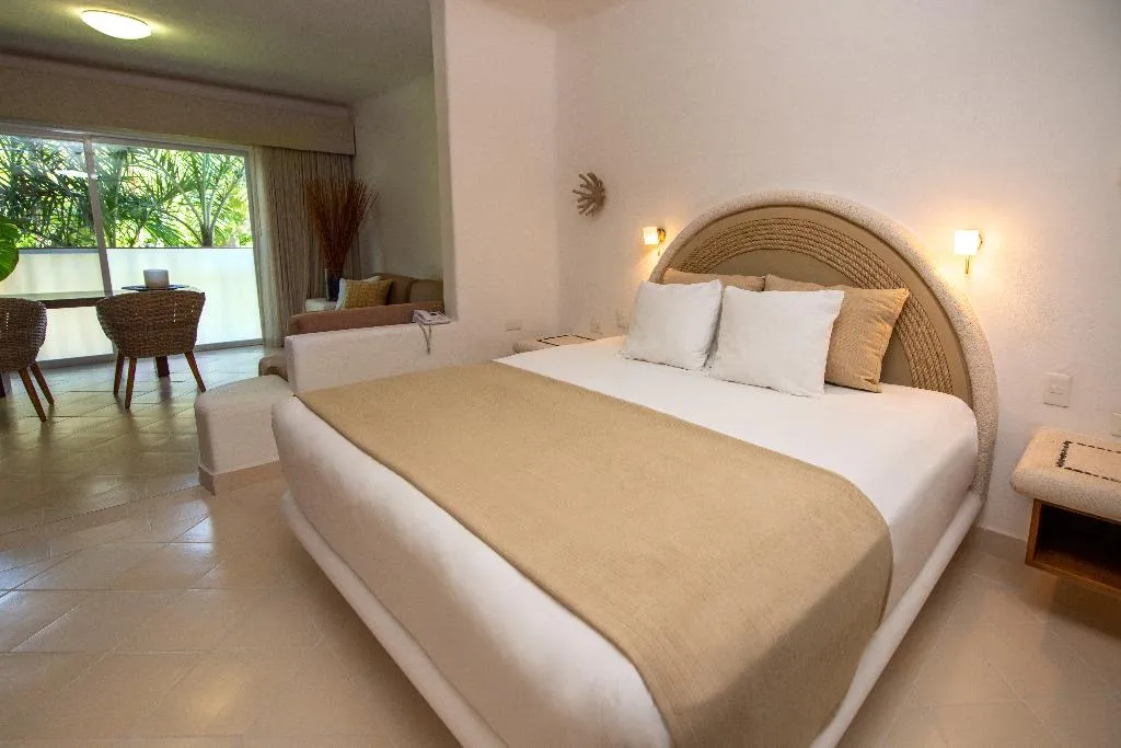VILLA OCEAN VIEW THREE BEDROOMS Room, Las Villas Akumal, Cancun Area