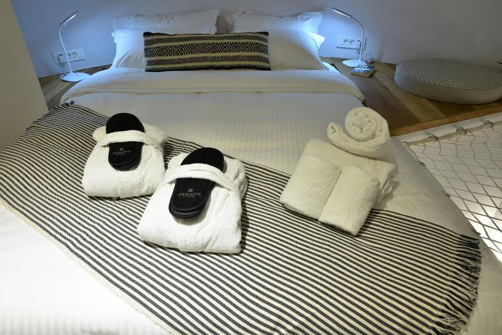 Room, Horizon Mills Villas & Suites, Santorini