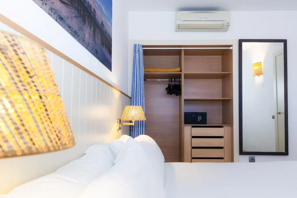 DOUBLE SINGLE USE STANDARD Room, Blaumar Hotel, Costa Dorada