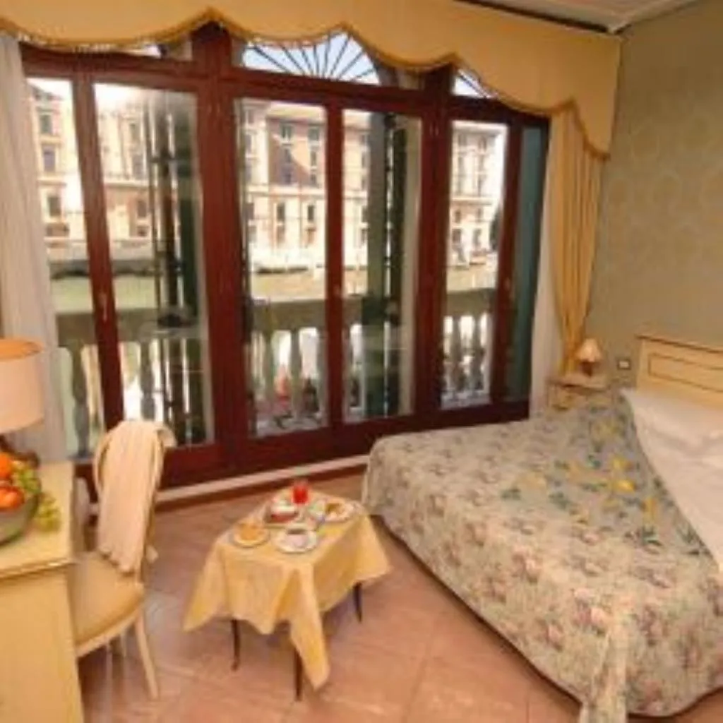 QUADRUPLE STANDARD Room, Hotel Canal, Venice