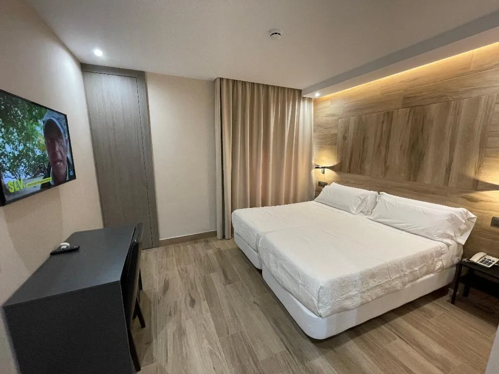 TWIN STANDARD Room, Castilla Guerrero, Costa Del Sol