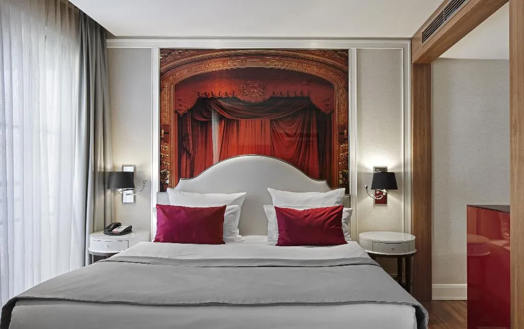 Room ONE BED Room, Titanic Gendarmenmarkt Berlin, Berlin
