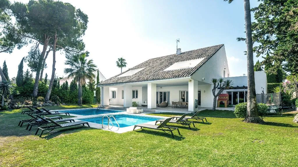 VILLA STANDARD Room, Villa Marina Puerto Banus, Costa Del Sol