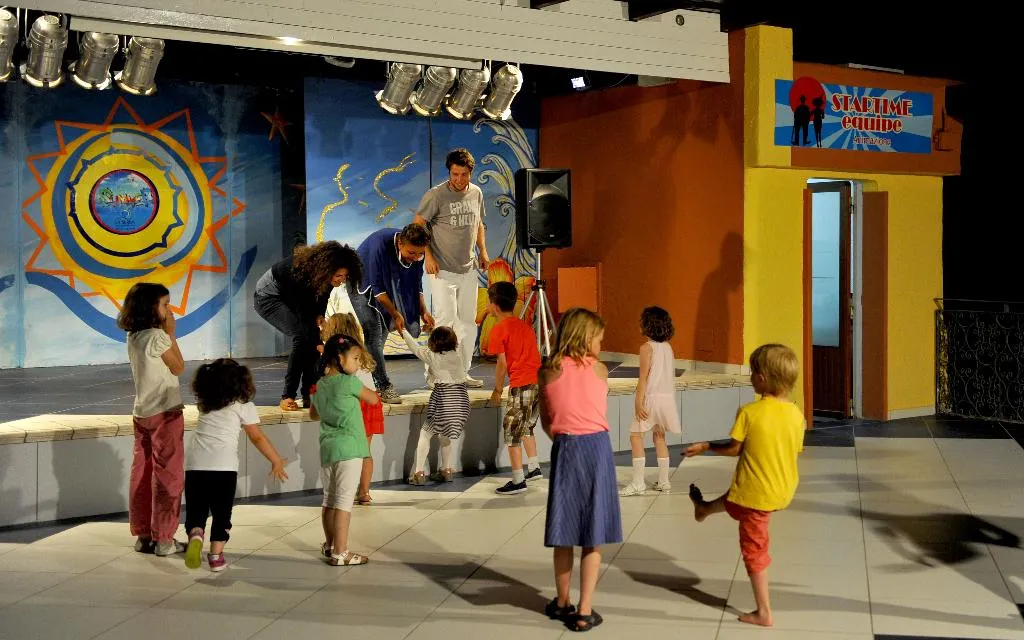 Sports and Entertainment, La Serra Holiday Village & Beach Resort, Naples
