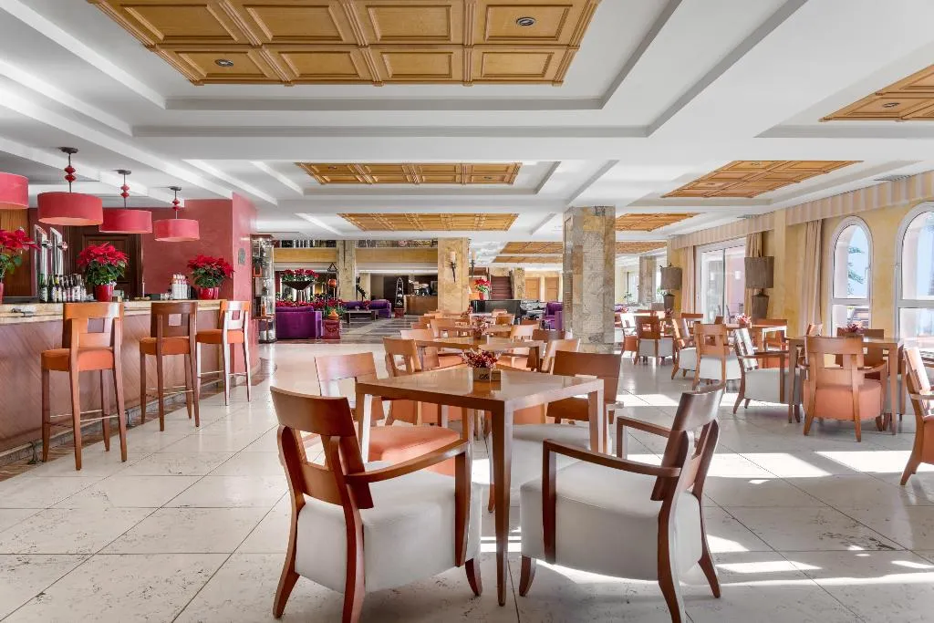 Bar, Elba Estepona Gran Hotel & Thalasso Spa, Costa Del Sol