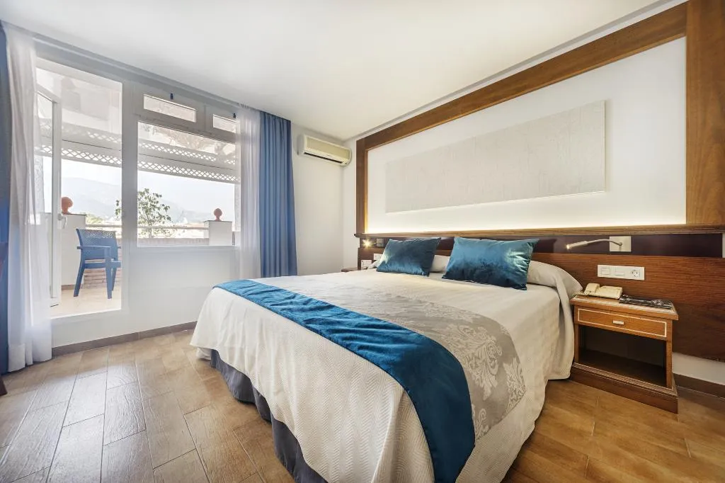 SINGLE PREMIUM Room, Óbal Hotel Marbella, Costa Del Sol