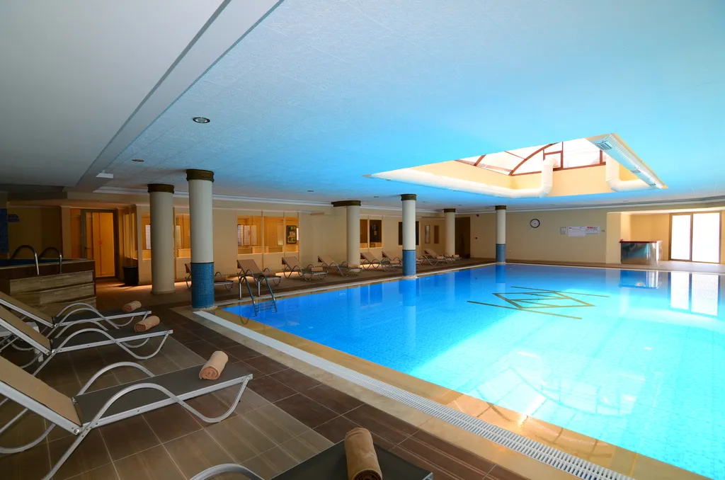 Sports and Entertainment, Azka, Bodrum