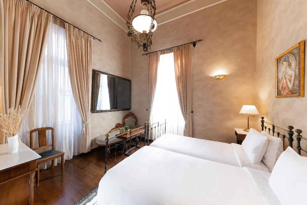 Double or Twin SUPERIOR Room, Nafsimedon, Kalamata