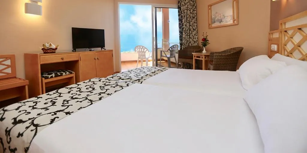 DOUBLE SINGLE USE POOL VIEW Room, Hotel Puerto Palace, Tenerife