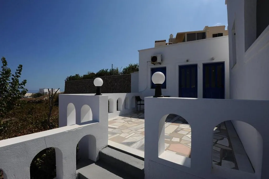 General view, Villa Kavallaris & Apartments, Santorini