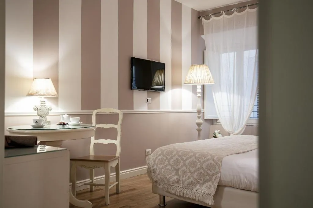 Room, B B Emozioni Fiorentine, Florence